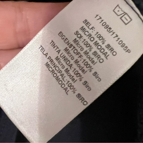 Cute Anthropologie Dolan West Coast Navy Top Size M Retail $78 (F108) - Picture 5 of 6